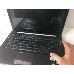 Снятие верхней панели Lenovo IdeaPad U450