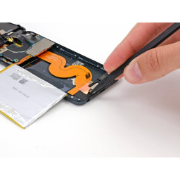 Замена соединителя молнии iPod Touch 5-го поколения