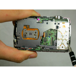 Nikon Coolpix S220 Доступ к материнской плате